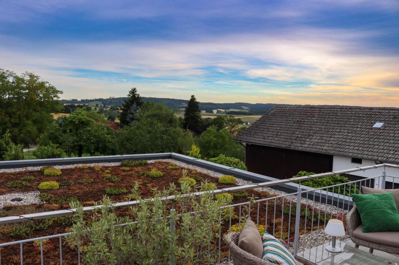 Moderne Ferienwohnung Naehe Bad Griesbach, Haarbach Exterior foto